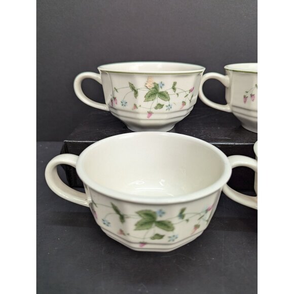 Mount Clemens Pottery 6 Oz Coffee Tea Cups Wild Berry Design Set of 4 - Picture 4 of 8